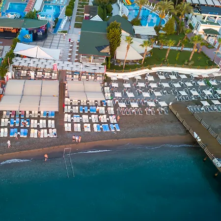 أرماس بيتش 4*