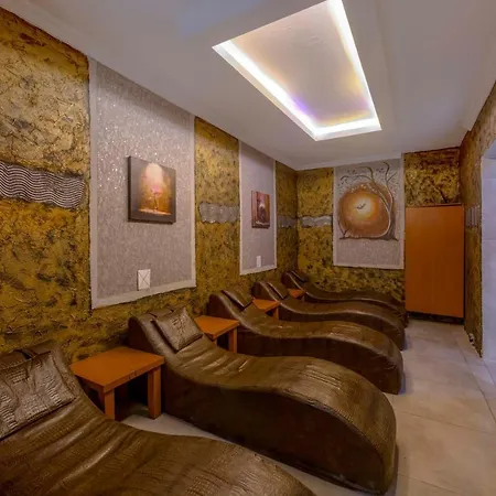 Hotel Armas