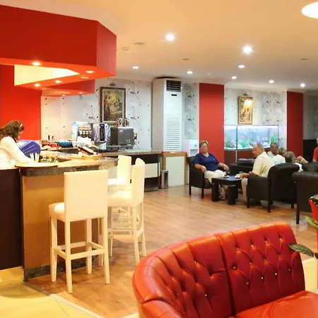 Armas Hotel